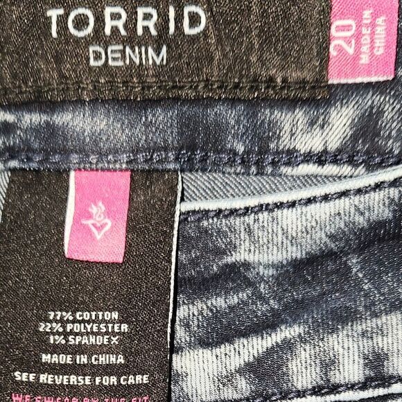TORRID New Black Stone Washed Plus Size Skinny Ankle Zip Jeans Size 20 - Picture 9 of 16